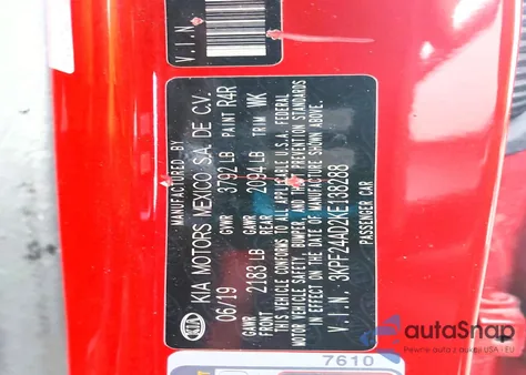 2019 Kia Forte Fe z USA, uszkodzony, nr VIN 3KPF24AD2KE138288